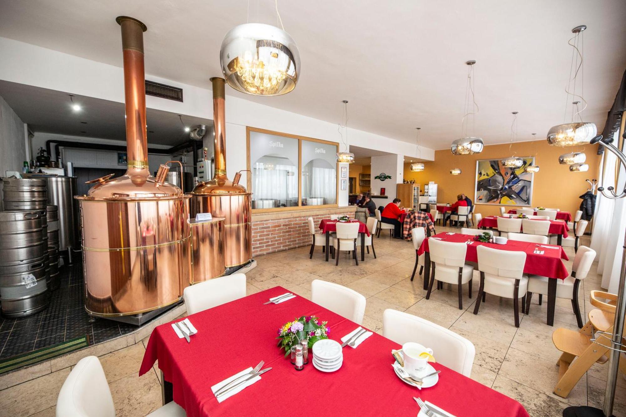 Mestsky Hotel Bobik Volary Exterior photo